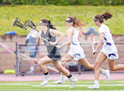 Thumbnail 1 in St. Ignatius vs. Archbishop Mitty photogallery.