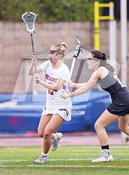 Thumbnail 2 in St. Ignatius vs. Archbishop Mitty photogallery.