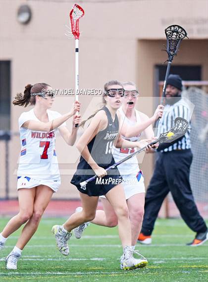 Thumbnail 2 in St. Ignatius vs. Archbishop Mitty photogallery.