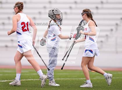 Thumbnail 3 in St. Ignatius vs. Archbishop Mitty photogallery.