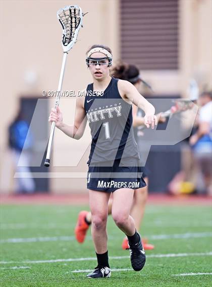 Thumbnail 3 in St. Ignatius vs. Archbishop Mitty photogallery.