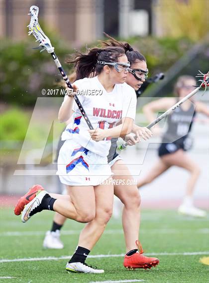 Thumbnail 1 in St. Ignatius vs. Archbishop Mitty photogallery.