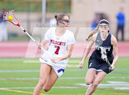 Thumbnail 2 in St. Ignatius vs. Archbishop Mitty photogallery.