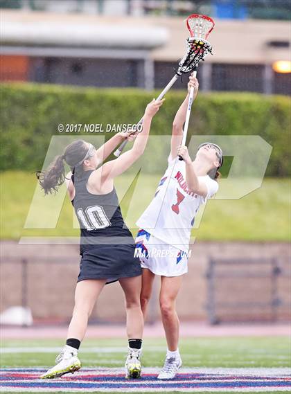 Thumbnail 1 in St. Ignatius vs. Archbishop Mitty photogallery.