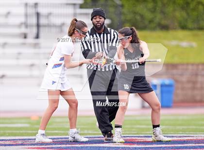 Thumbnail 2 in St. Ignatius vs. Archbishop Mitty photogallery.