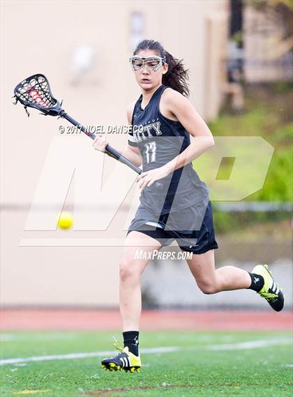 Thumbnail 2 in St. Ignatius vs. Archbishop Mitty photogallery.