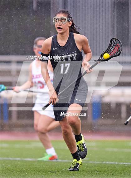 Thumbnail 2 in St. Ignatius vs. Archbishop Mitty photogallery.