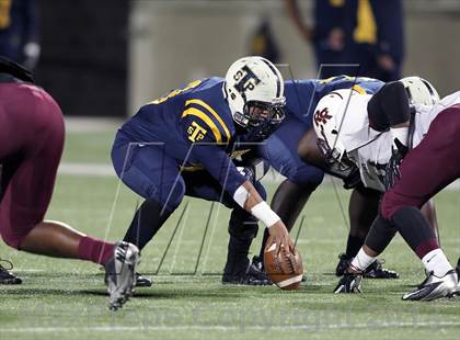 Thumbnail 3 in Round Rock @ Stony Point photogallery.