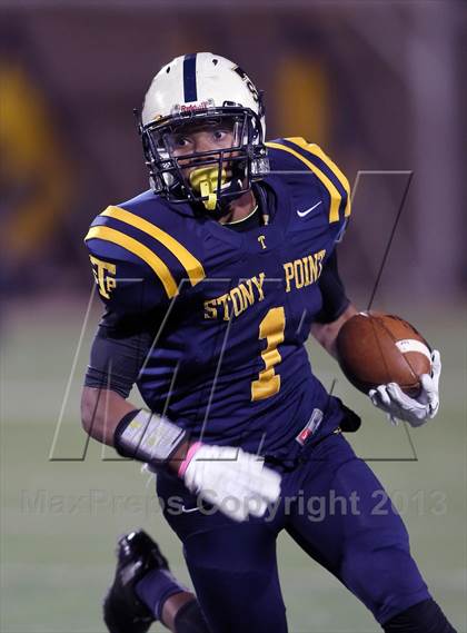 Thumbnail 3 in Round Rock @ Stony Point photogallery.
