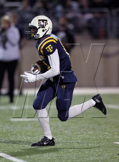 Thumbnail 3 in Round Rock @ Stony Point photogallery.