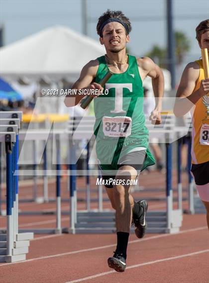 Thumbnail 1 in AIA Track & Field Championships (Boys Relay 4x800 DIV 3) photogallery.