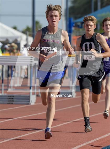 Thumbnail 1 in AIA Track & Field Championships (Boys Relay 4x800 DIV 3) photogallery.