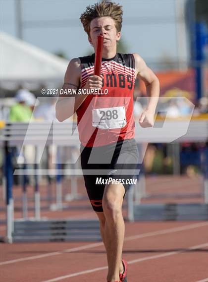 Thumbnail 3 in AIA Track & Field Championships (Boys Relay 4x800 DIV 3) photogallery.