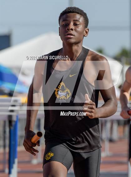 Thumbnail 2 in AIA Track & Field Championships (Boys Relay 4x800 DIV 3) photogallery.