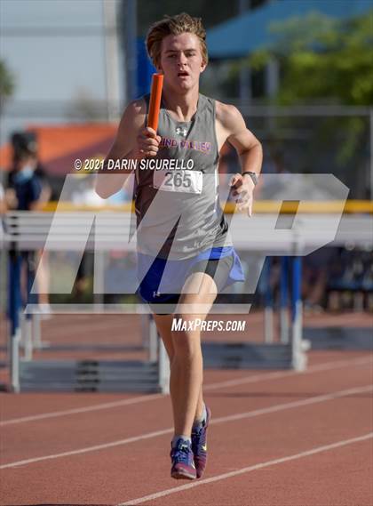 Thumbnail 1 in AIA Track & Field Championships (Boys Relay 4x800 DIV 3) photogallery.