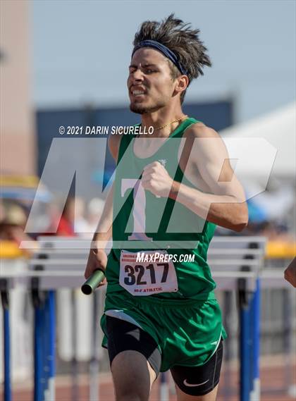 Thumbnail 2 in AIA Track & Field Championships (Boys Relay 4x800 DIV 3) photogallery.