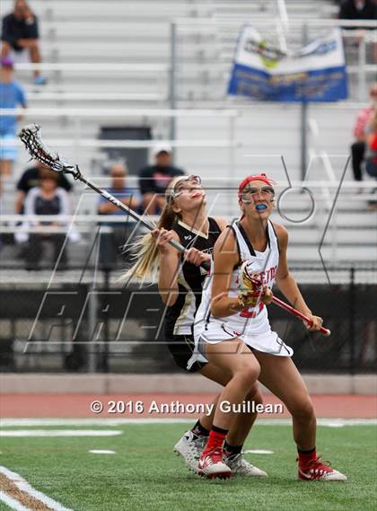 Thumbnail 2 in Oak Park vs. Mater Dei (US LAX/CIF Southern Section Final) photogallery.