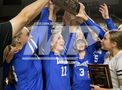 Thumbnail 1 in Northwest Christian vs Valley Christian (AIA 3A Final - Awards) photogallery.