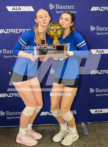 Thumbnail 2 in Northwest Christian vs Valley Christian (AIA 3A Final - Awards) photogallery.