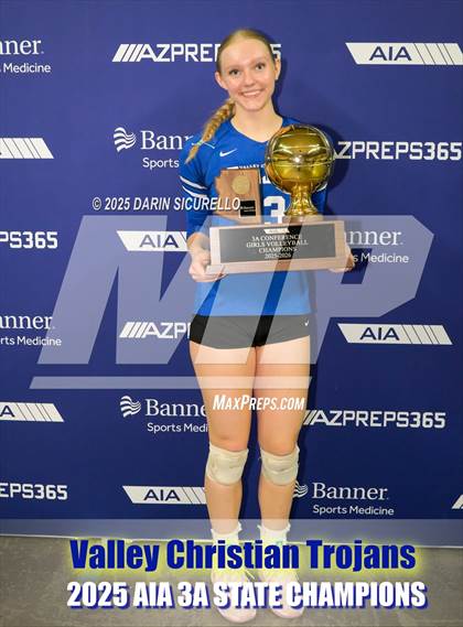 Thumbnail 2 in Northwest Christian vs Valley Christian (AIA 3A Final - Awards) photogallery.