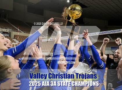 Thumbnail 1 in Northwest Christian vs Valley Christian (AIA 3A Final - Awards) photogallery.