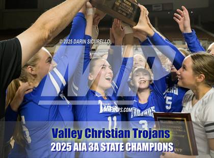 Thumbnail 2 in Northwest Christian vs Valley Christian (AIA 3A Final - Awards) photogallery.