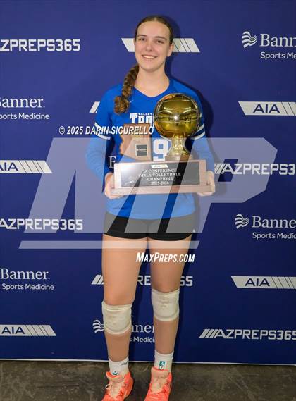 Thumbnail 2 in Northwest Christian vs Valley Christian (AIA 3A Final - Awards) photogallery.