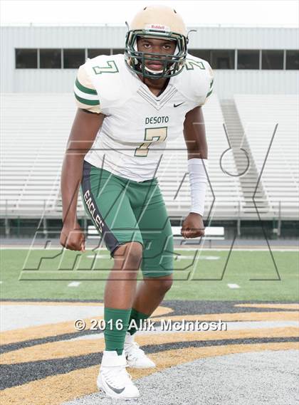 Thumbnail 2 in DeSoto (2016 Preseason Top 25 Early Contenders Photo Shoot)  photogallery.