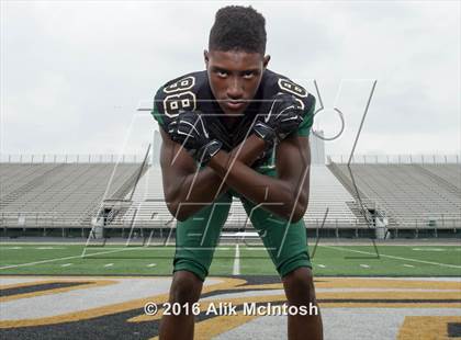 Thumbnail 3 in DeSoto (2016 Preseason Top 25 Early Contenders Photo Shoot)  photogallery.