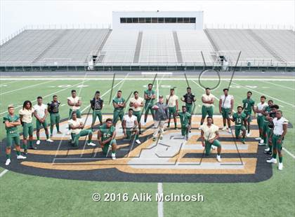 Thumbnail 3 in DeSoto (2016 Preseason Top 25 Early Contenders Photo Shoot)  photogallery.