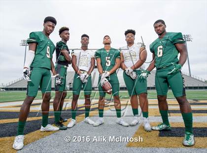 Thumbnail 3 in DeSoto (2016 Preseason Top 25 Early Contenders Photo Shoot)  photogallery.