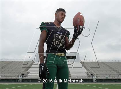 Thumbnail 1 in DeSoto (2016 Preseason Top 25 Early Contenders Photo Shoot)  photogallery.