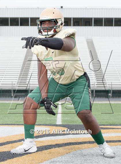 Thumbnail 3 in DeSoto (2016 Preseason Top 25 Early Contenders Photo Shoot)  photogallery.