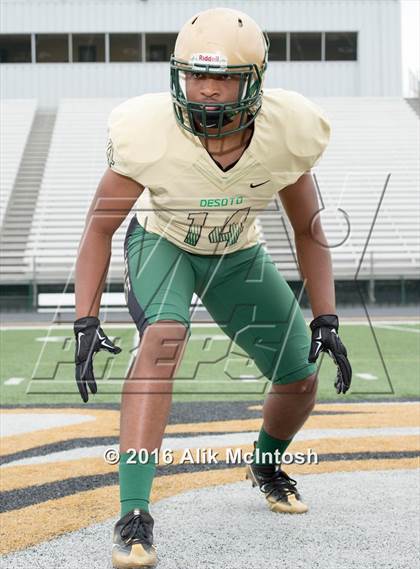 Thumbnail 1 in DeSoto (2016 Preseason Top 25 Early Contenders Photo Shoot)  photogallery.