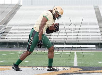 Thumbnail 2 in DeSoto (2016 Preseason Top 25 Early Contenders Photo Shoot)  photogallery.