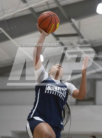 Thumbnail 3 in Medina Valley vs Klein Collins (Texas Association of Basketball Coaches Showcase) photogallery.