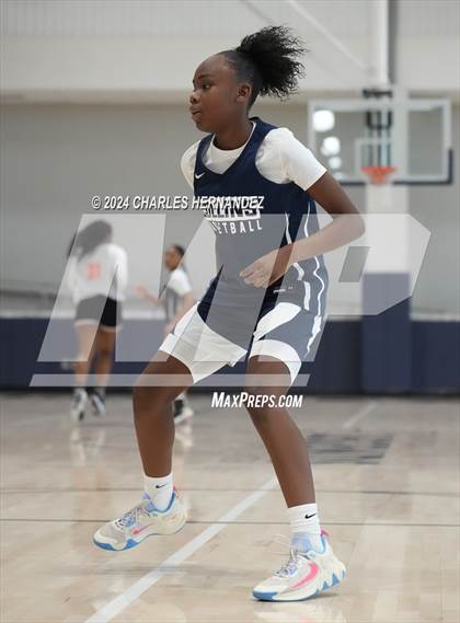 Thumbnail 1 in Medina Valley vs Klein Collins (Texas Association of Basketball Coaches Showcase) photogallery.
