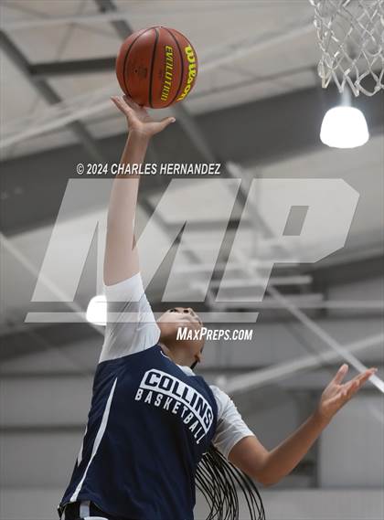 Thumbnail 2 in Medina Valley vs Klein Collins (Texas Association of Basketball Coaches Showcase) photogallery.