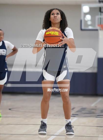 Thumbnail 1 in Medina Valley vs Klein Collins (Texas Association of Basketball Coaches Showcase) photogallery.