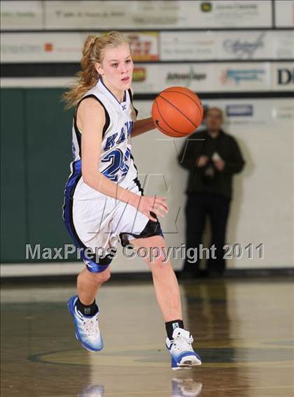 Thumbnail 1 in Karns vs. Seymour (Pilot Food-mart Invitational) photogallery.