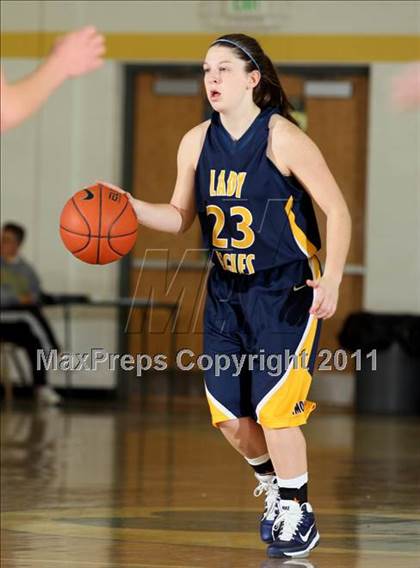 Thumbnail 1 in Karns vs. Seymour (Pilot Food-mart Invitational) photogallery.