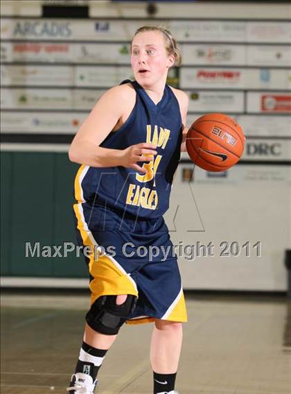 Thumbnail 2 in Karns vs. Seymour (Pilot Food-mart Invitational) photogallery.