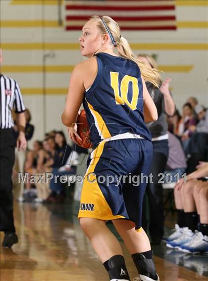 Thumbnail 3 in Karns vs. Seymour (Pilot Food-mart Invitational) photogallery.