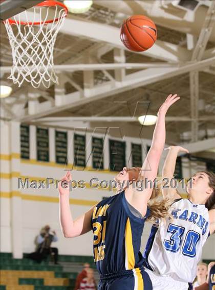 Thumbnail 1 in Karns vs. Seymour (Pilot Food-mart Invitational) photogallery.