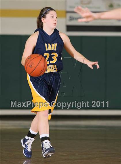 Thumbnail 2 in Karns vs. Seymour (Pilot Food-mart Invitational) photogallery.