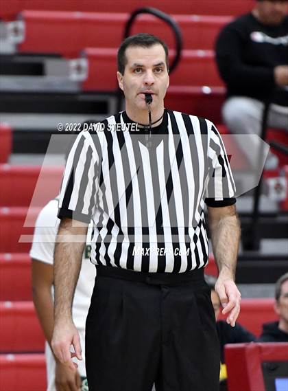 Thumbnail 3 in Garces Memorial vs. St. Patrick-St. Vincent (Fr. Barry Christmas Classic) photogallery.