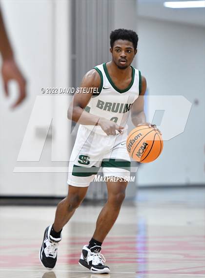 Thumbnail 3 in Garces Memorial vs. St. Patrick-St. Vincent (Fr. Barry Christmas Classic) photogallery.