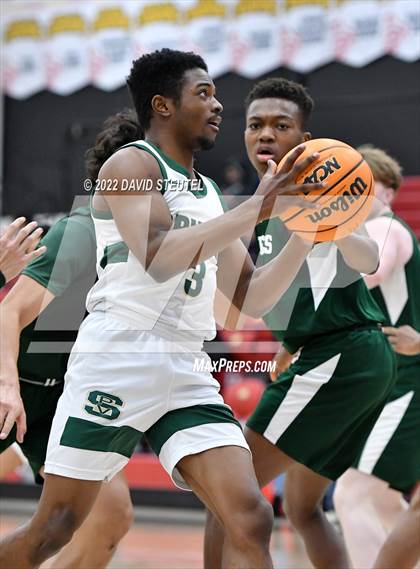 Thumbnail 2 in Garces Memorial vs. St. Patrick-St. Vincent (Fr. Barry Christmas Classic) photogallery.