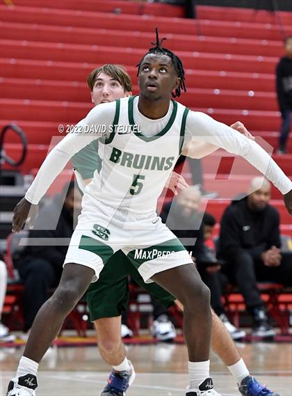 Thumbnail 1 in Garces Memorial vs. St. Patrick-St. Vincent (Fr. Barry Christmas Classic) photogallery.