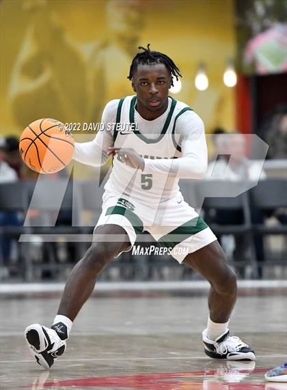 Thumbnail 1 in Garces Memorial vs. St. Patrick-St. Vincent (Fr. Barry Christmas Classic) photogallery.